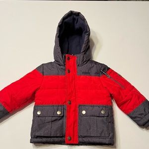 OshKosh B’gosh Boys 2T Hood Puffer Jacket Red Dark Gray Zip Up and Snaps Pockets